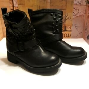 Black Studded Moto Boots w/Buckles (US 5 / EU 35)